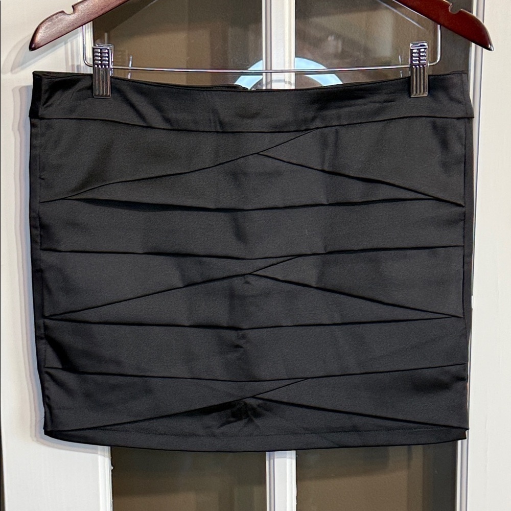FOREVER 21 Vintage Y2K Black Satin Cummerbund Pleat Mini Skirt Size Medium
